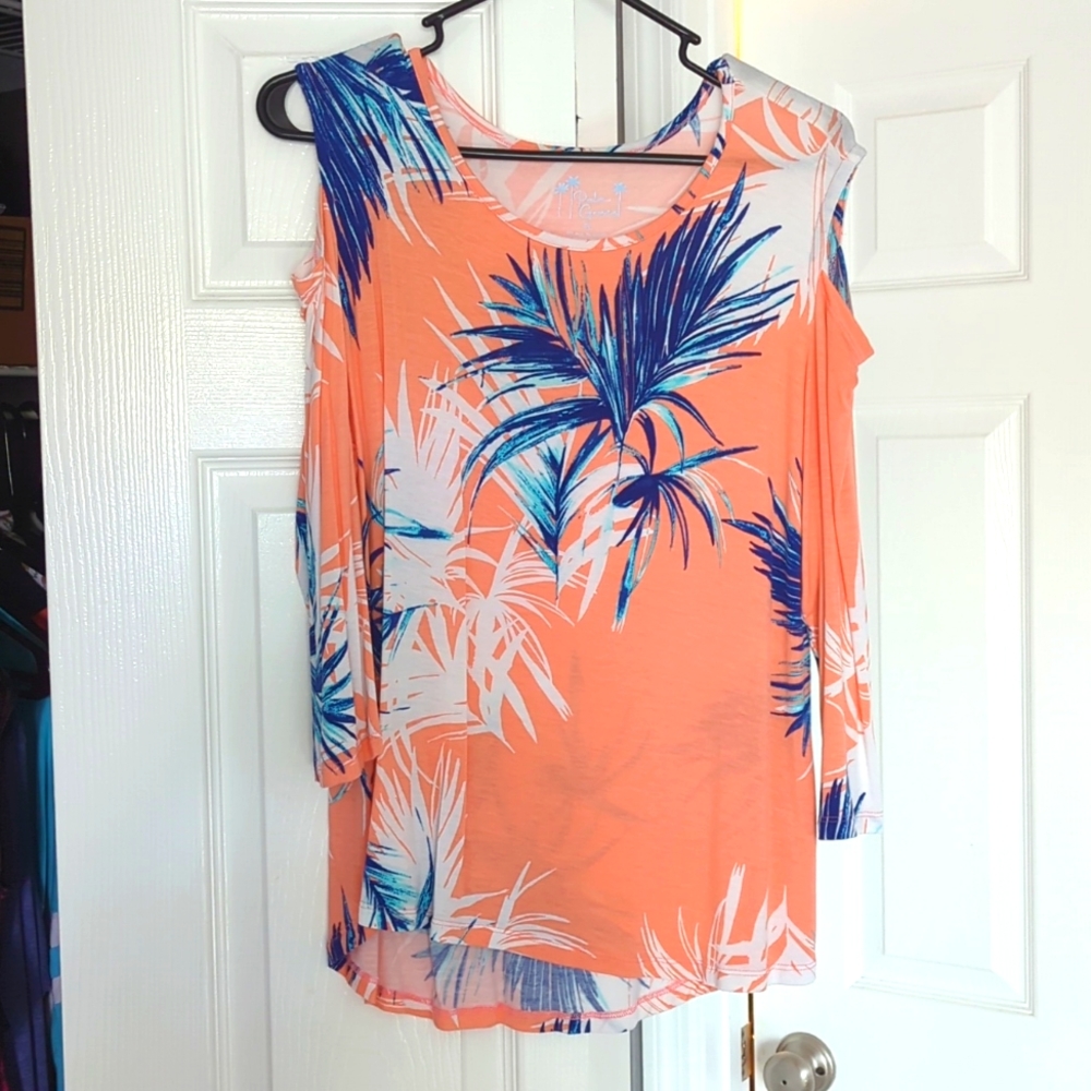 Cut out shoulder palm print tropical Florida Hawaii top